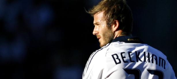 FB体育赛事-佩雷兹惊艳四座，法拉利力克雷诺车队—一场技术与勇气的双重胜利