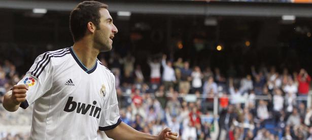 FB体育在线-火箭险胜新疆队，武切维奇带队取胜